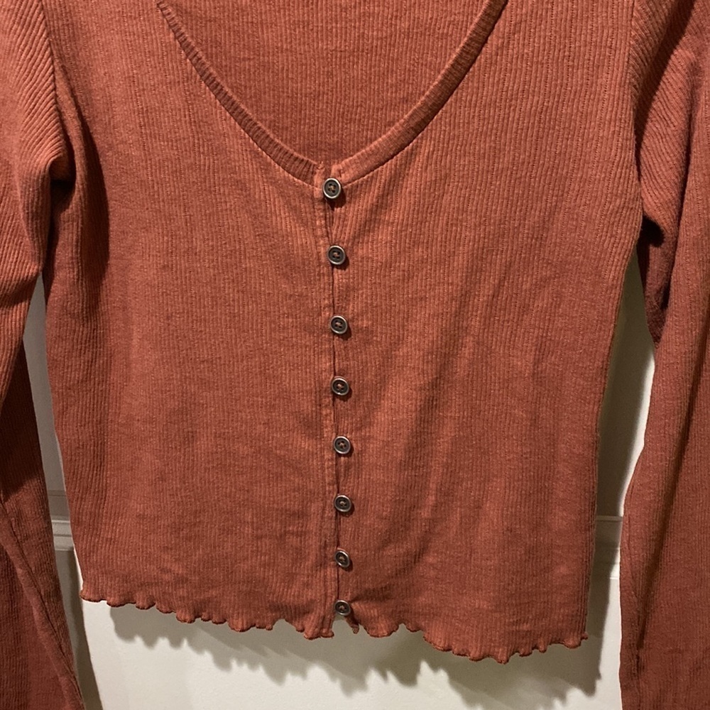 American Eagle Ribbed Button Down Top Euc - image 2